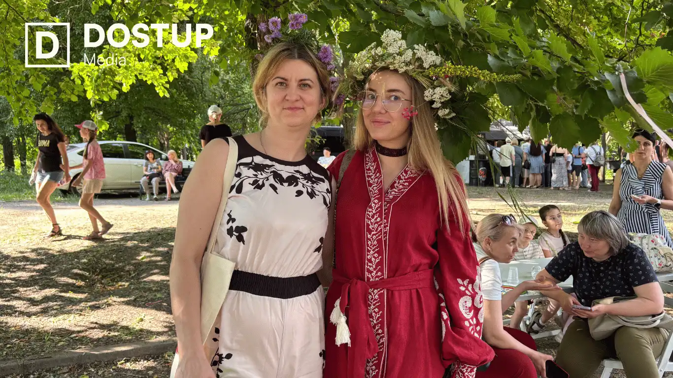 Гості свята Купала на Козачому острові