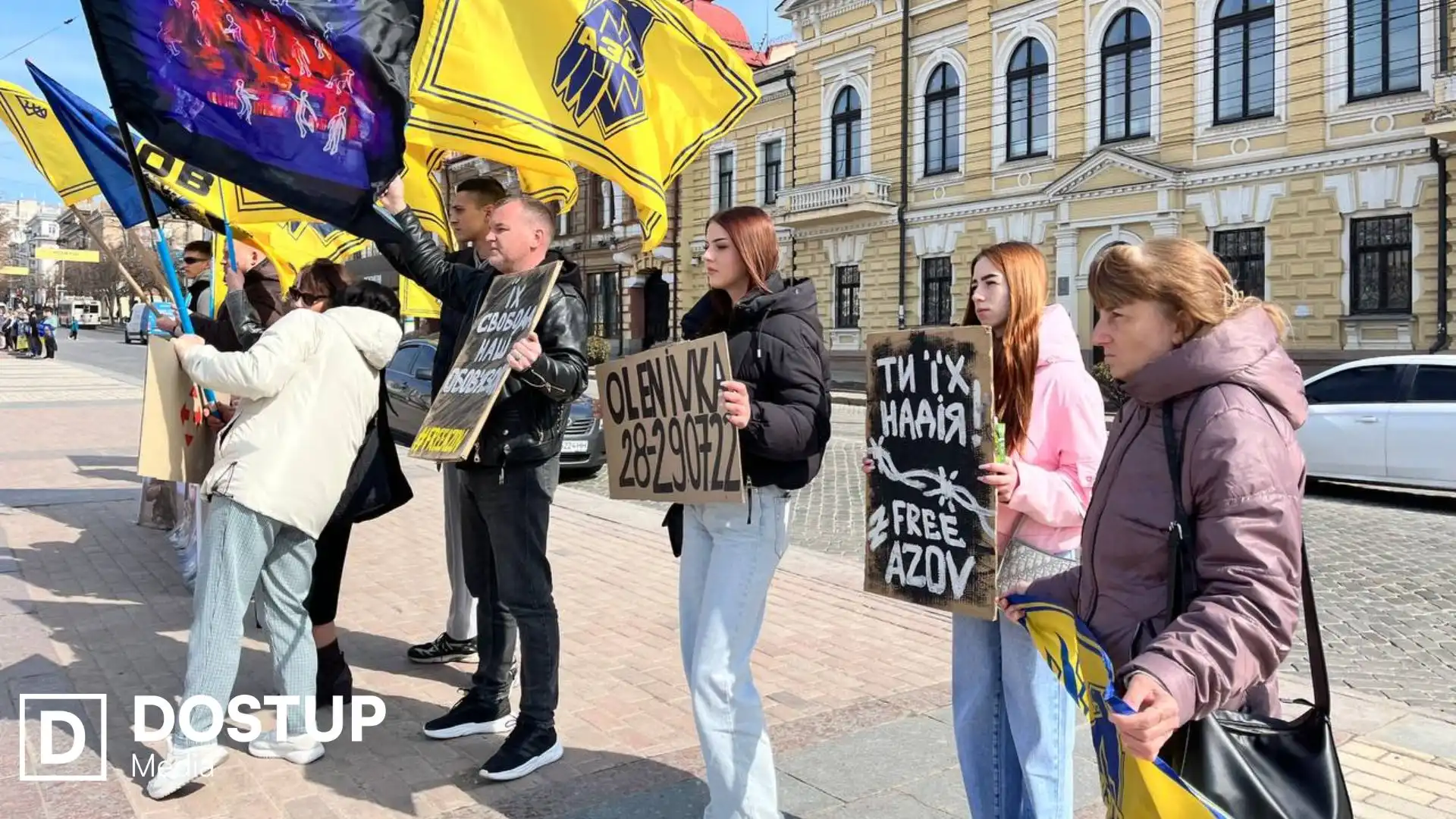 До акції у Кропивницькому на підтримку полонених і зниклих безвісти долучилися люди з різних міст України