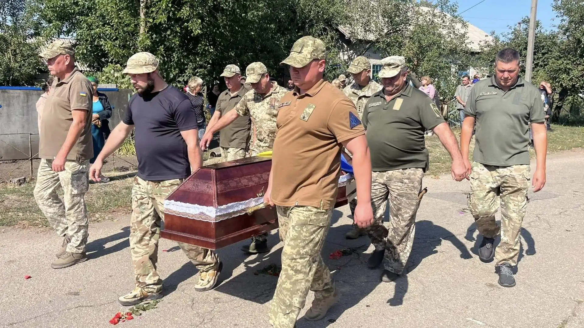 Із загиблим на фронті Олексієм Павленком попрощалися у Кам’янецькій громаді