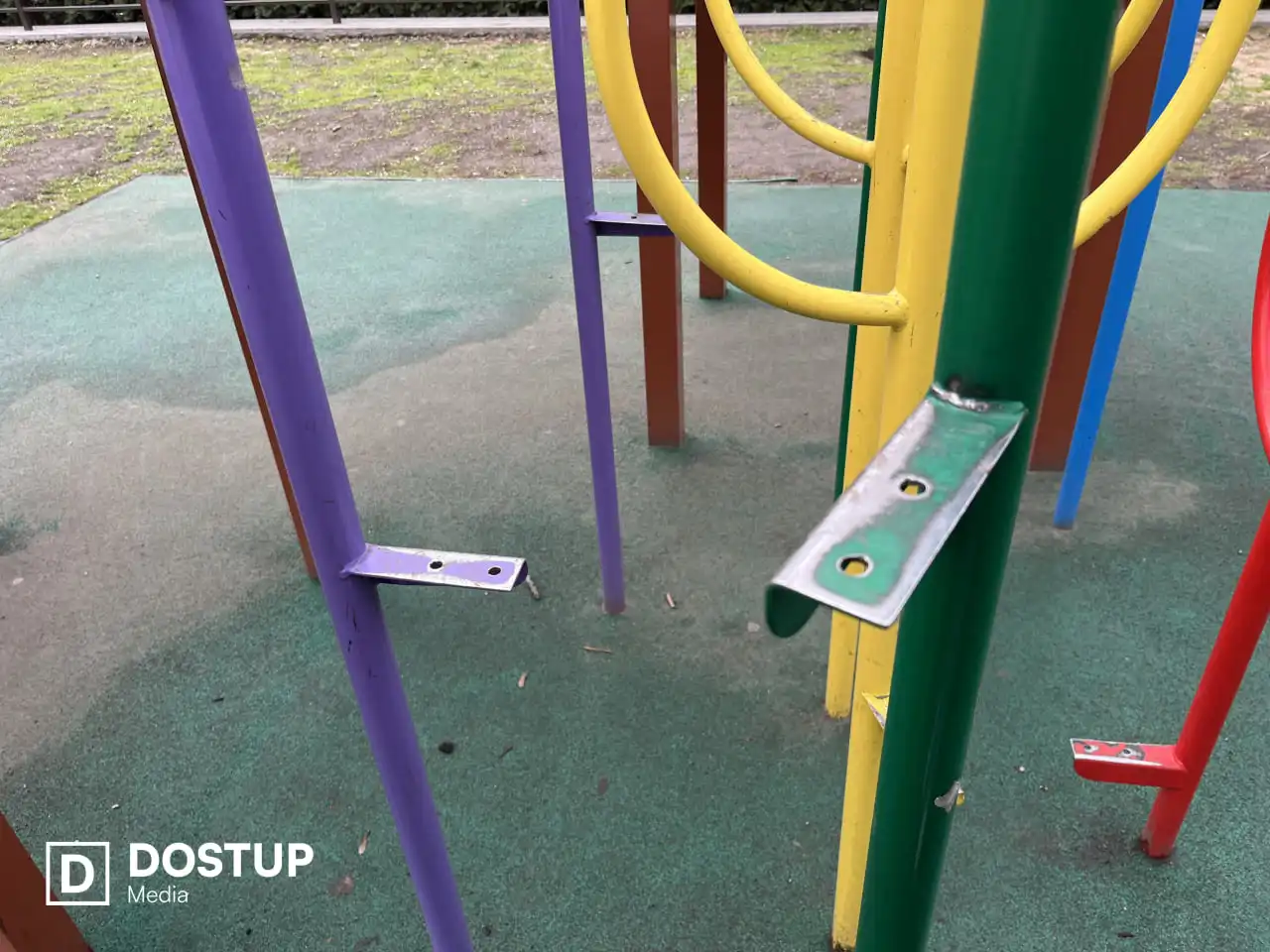 Дитячий майданчик