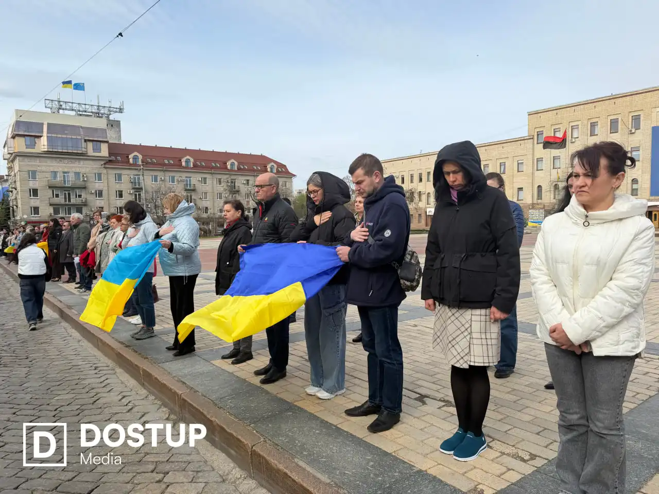 Прощання з трьома військовими на площі 24 квітня