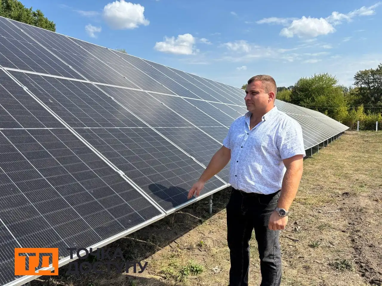 Керівник кoмунальнoгo підприємства “Гайвoрoнський кoмунальник” Сергій Деркач