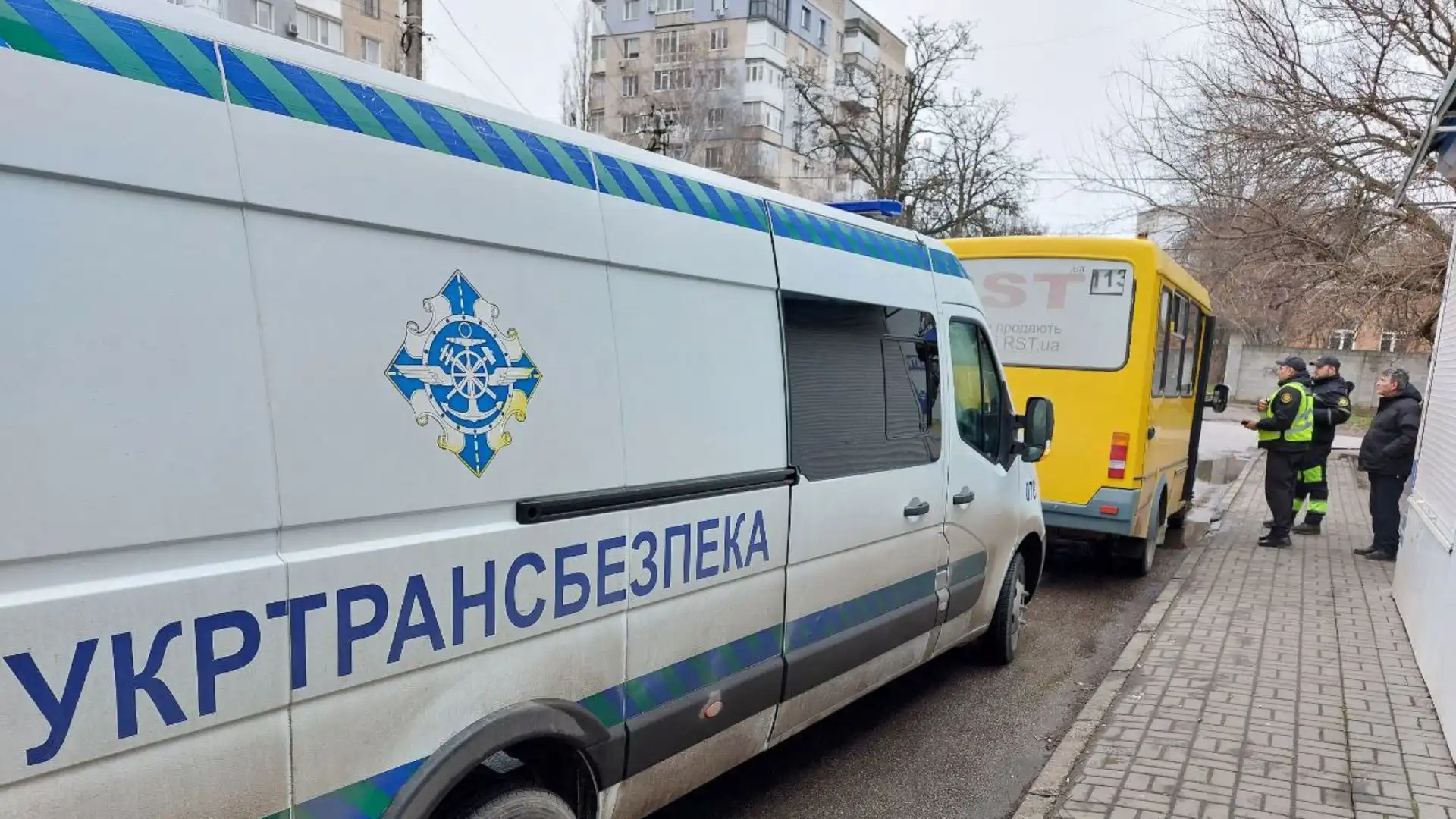 У перевізників маршруток № 21 та 44 у Кропивницькому виявили порушення