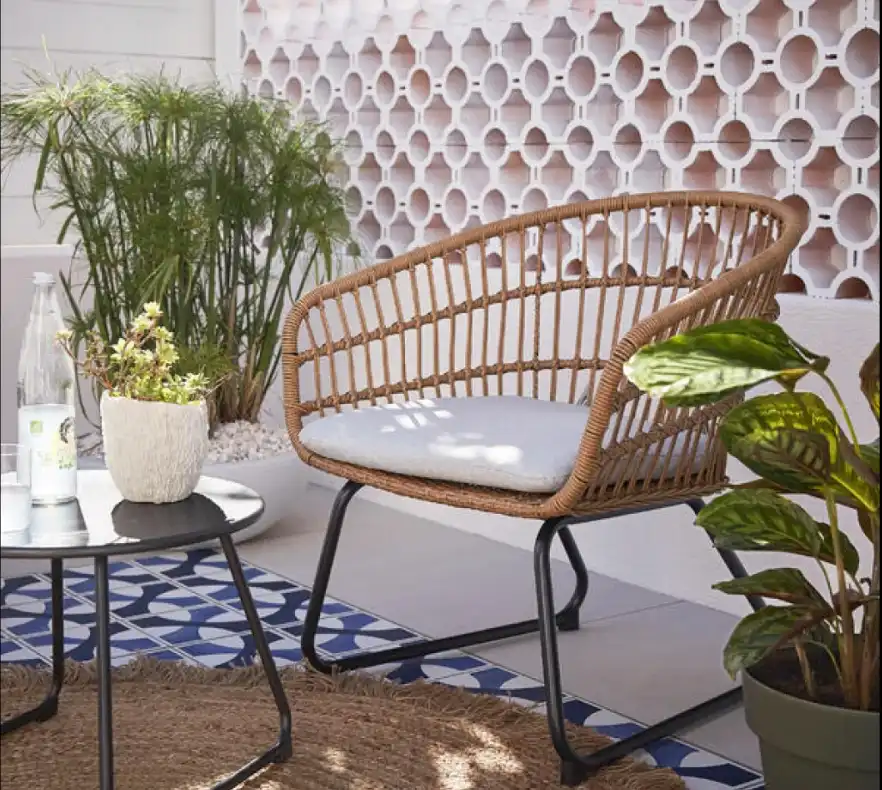 Меблі зі штучного ротангу