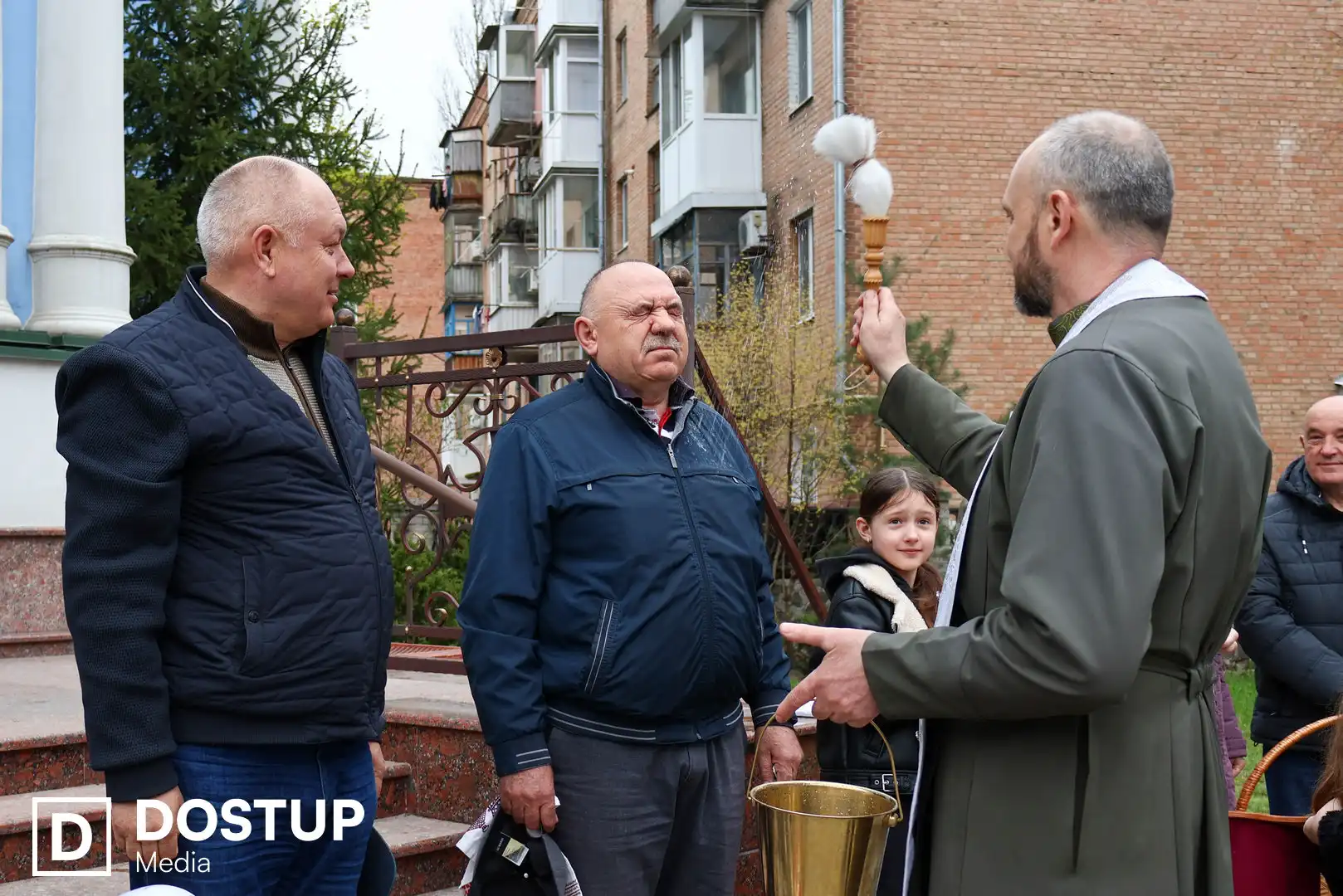 У Кропивницькому освячують великодні кошики (ФОТОРЕПОРТАЖ)