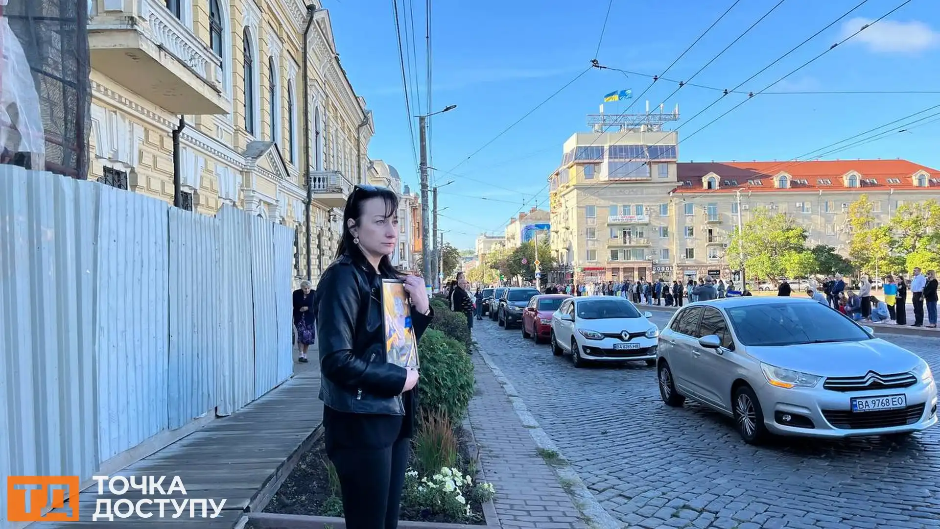 У Кропивницькому попрощалися із воїном Ігорем Гордашком: містом проїхав траурний кортеж