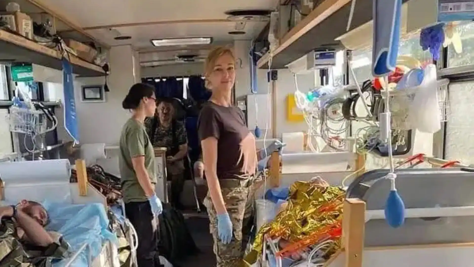 Жителів Кіровоградщини закликали підтримати петицію про присвоєння звання Героїні України парамедикині Наталії Фраушер