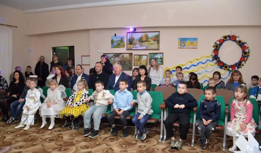 Юрій Дрозд привітав дітей