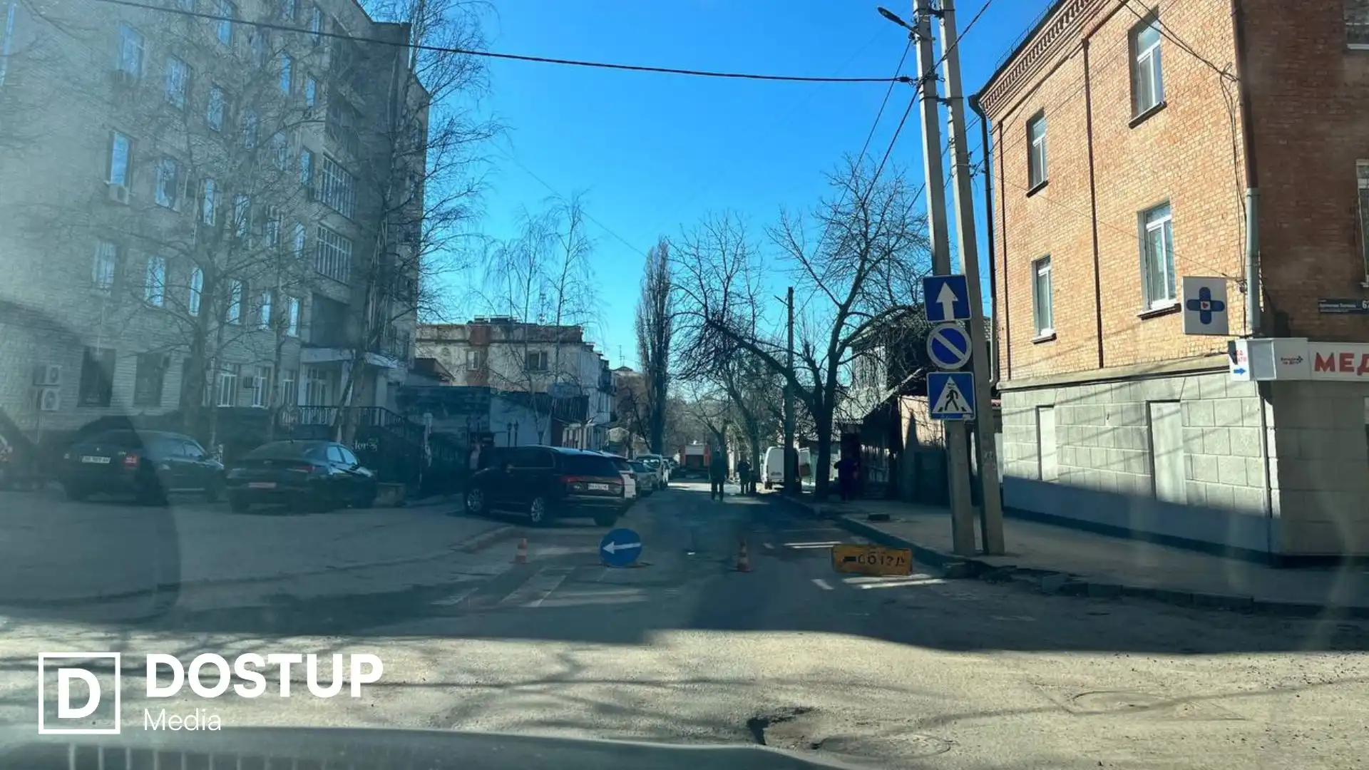 Перекрили дорогу на перехресті вулиць Михайлівської та Архітектора Паученка: чому