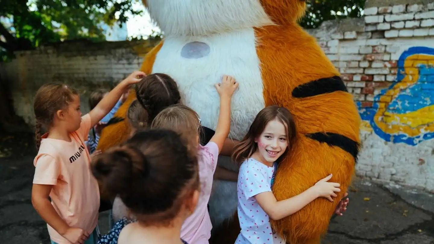 На Ковалівському пляжі створили простір для відпочинку “Ментальний оазис”