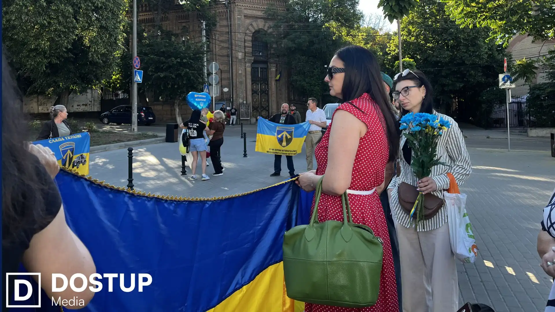 У Кропивницькому зустріли двох звільнених з полону захисників
