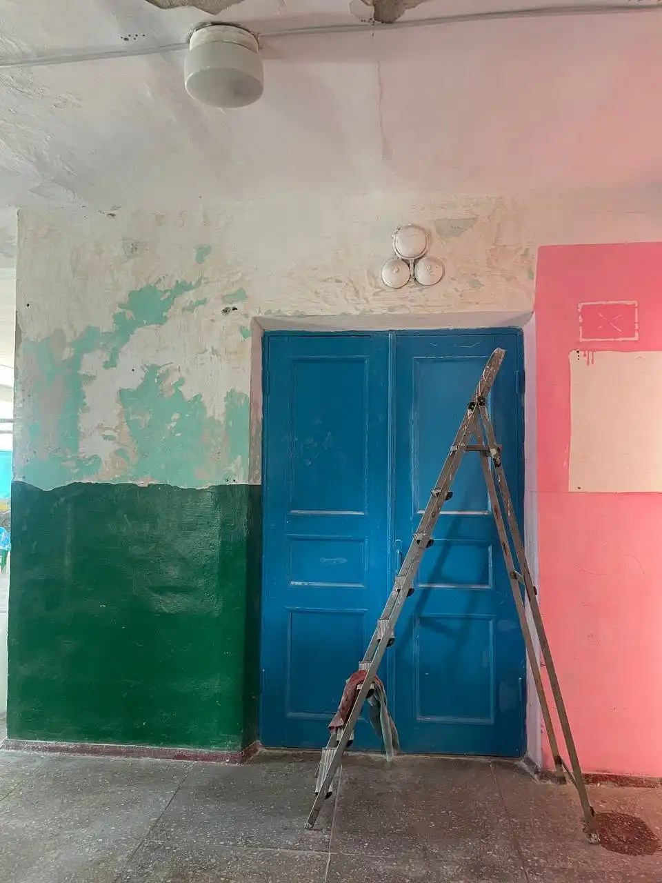 Ремонтують будинок культури, який пошкодив буревій у громаді на Кіровоградщині