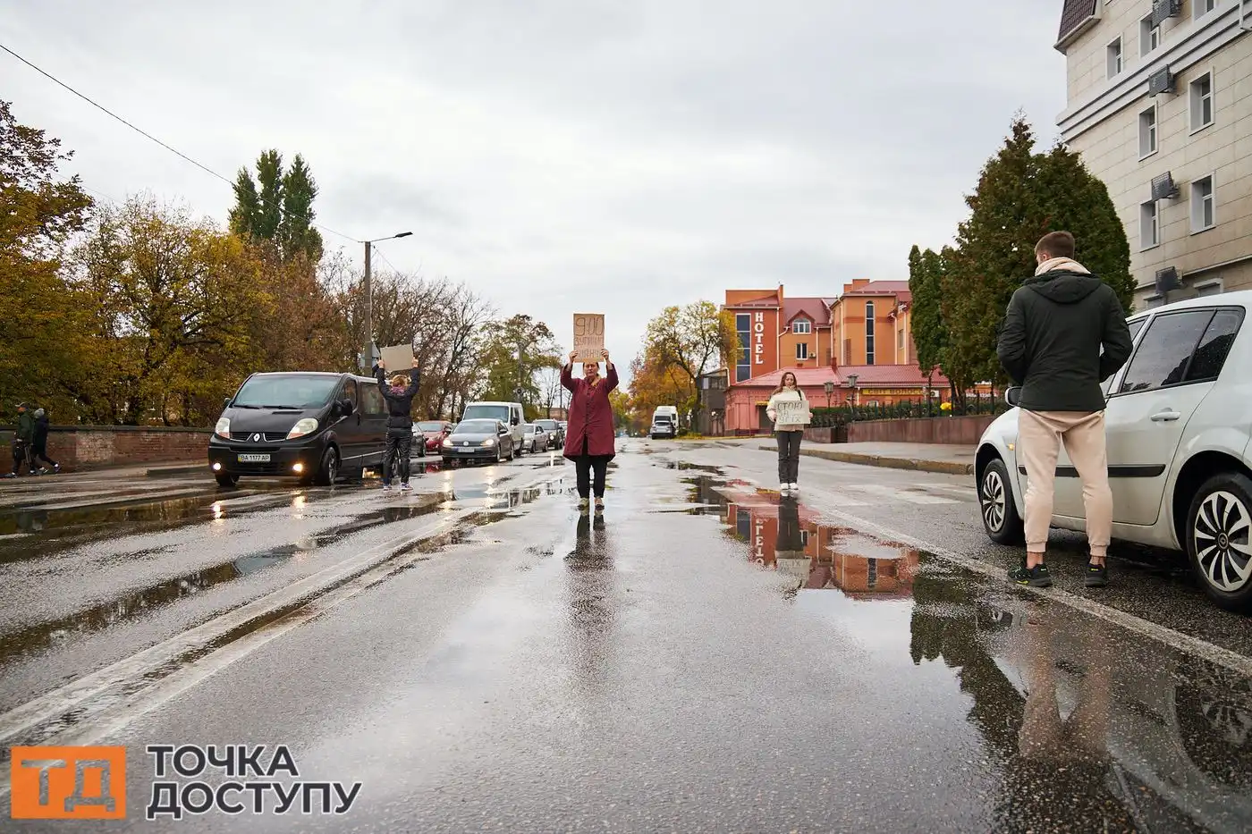 Зоя Лебідь на хвилині мовчання