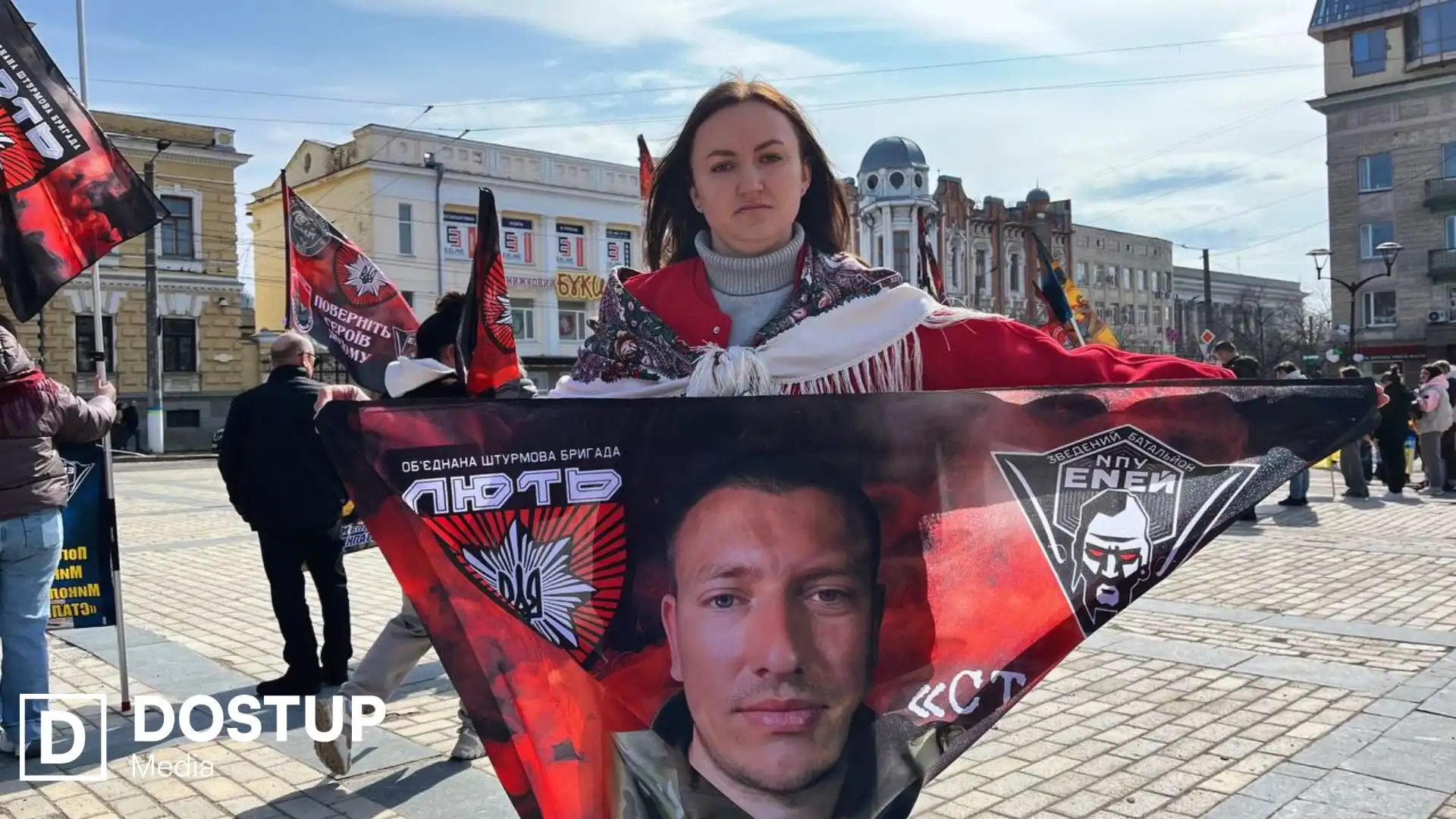 Дар’я Погорелова прийшла на акцію заради чоловіка Миколи Погорелова