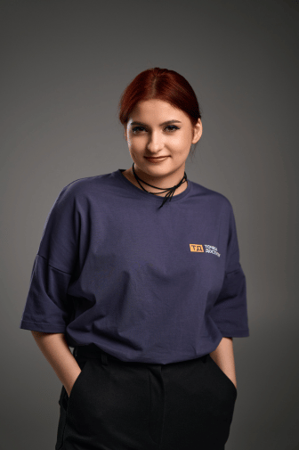 Журналістка