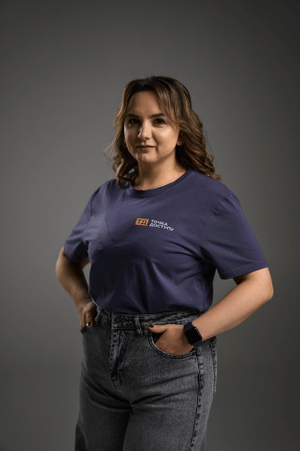 Головна редакторка