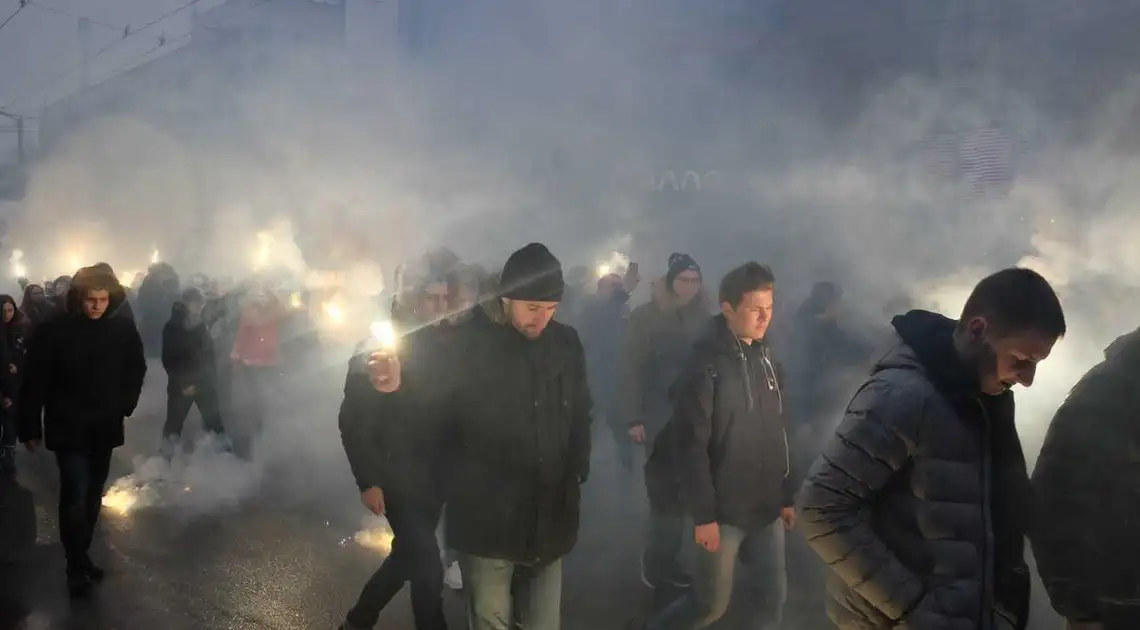 У Кропивницькому пройшов марш на підтримку футбольного клубу «Зірка» (ФОТОРЕПОРТАЖ) фото 1