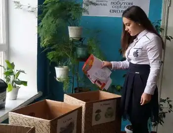 У кропивницькій гімназії учні сортують сміття, щоб облаштувати куточки відпочинку (ВІДЕО) фото 1